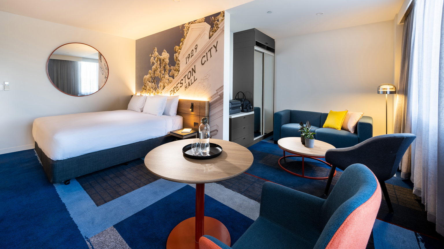 Deluxe Suite Room Novotel Melbourne Preston