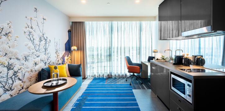 novotel-melbourne-preston_studio-king_room-3_1920-x-1080